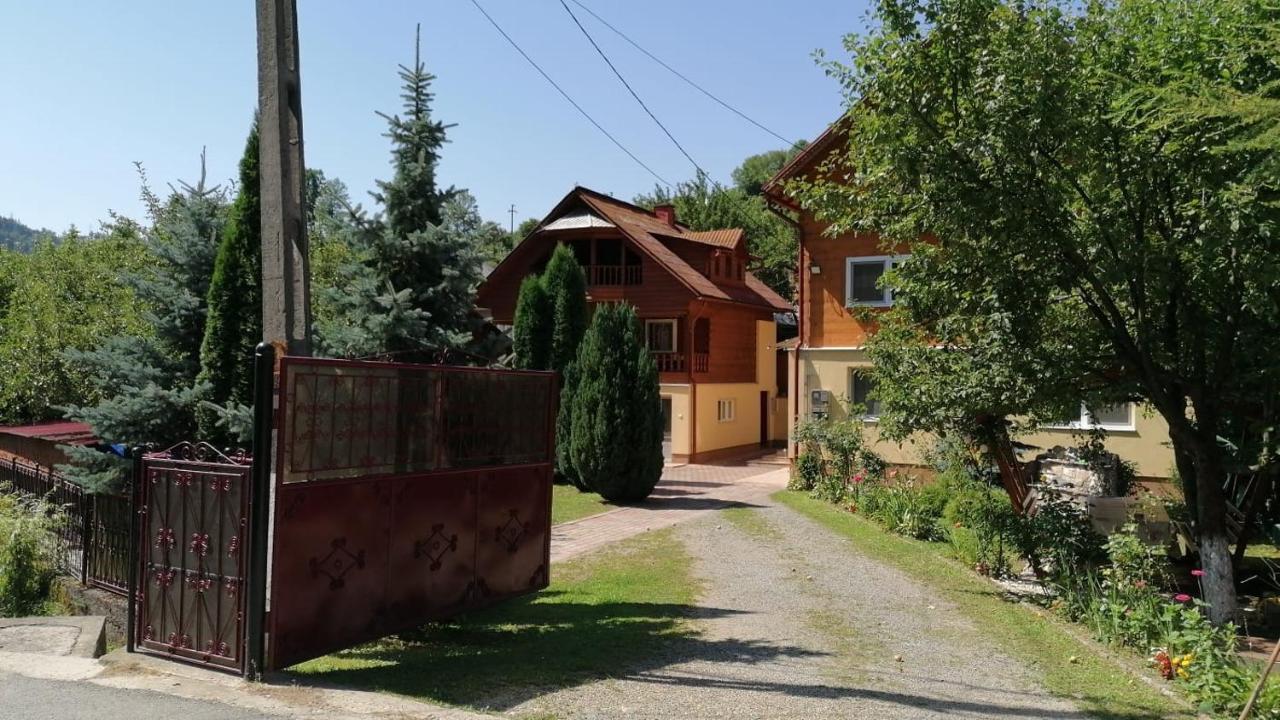 Casa Todea Hotel Câmpeni Exterior foto